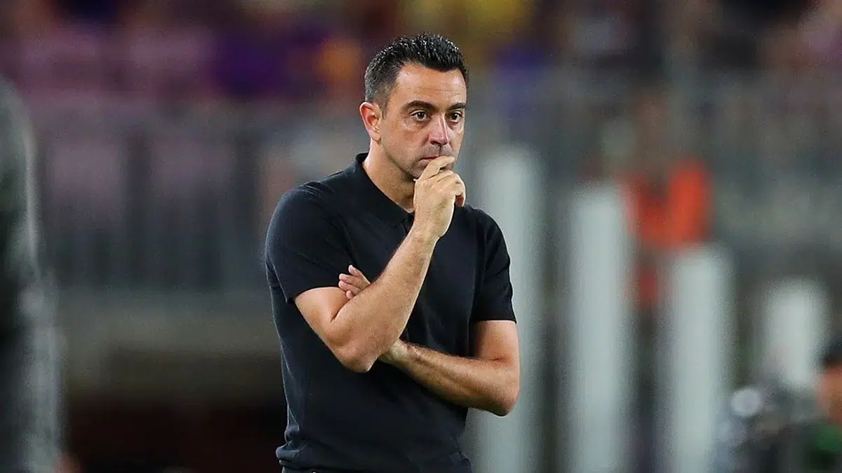 Xavi se queda sin su favorito para cubrir el lateral del FC Barcelona