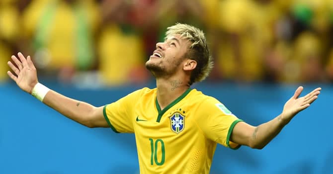 Neymar celebrando un gol con Brasil / Agencias