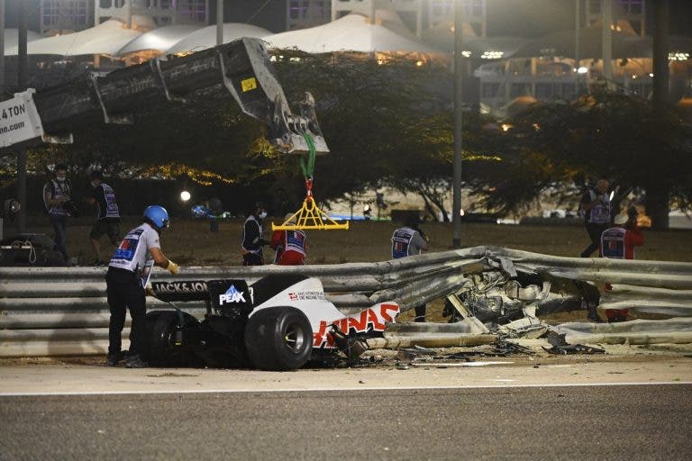 Grosjean tuvo un grave accidente en Bahréin