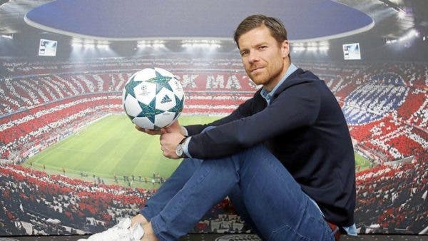 Xabi Alonso deja la Real Sociedad y entrenará en la Bundesliga