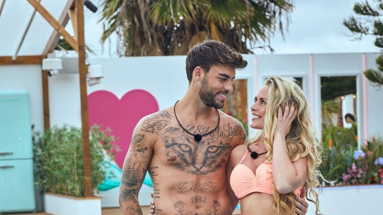 Love Island Jesús