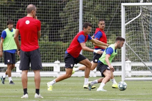  Athletic alineación