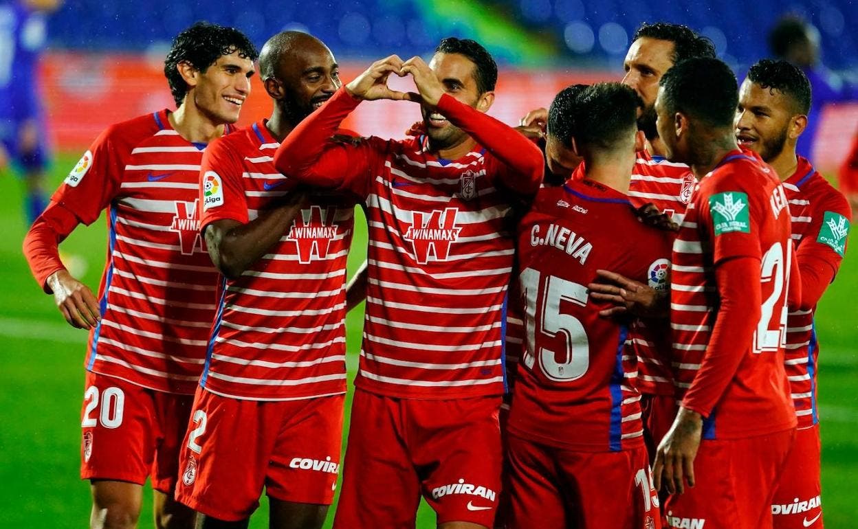 El Granada CF 2022 atisba 3 fichajes en el Sevilla a precio amigo