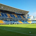 Vista del JP Financial Estadio, anteriormente conocido como Estadio Nuevo Mirandilla, sede del Cádiz CF cuyo patrocinador ha sido incluido en la lista de advertencias de la CNMV