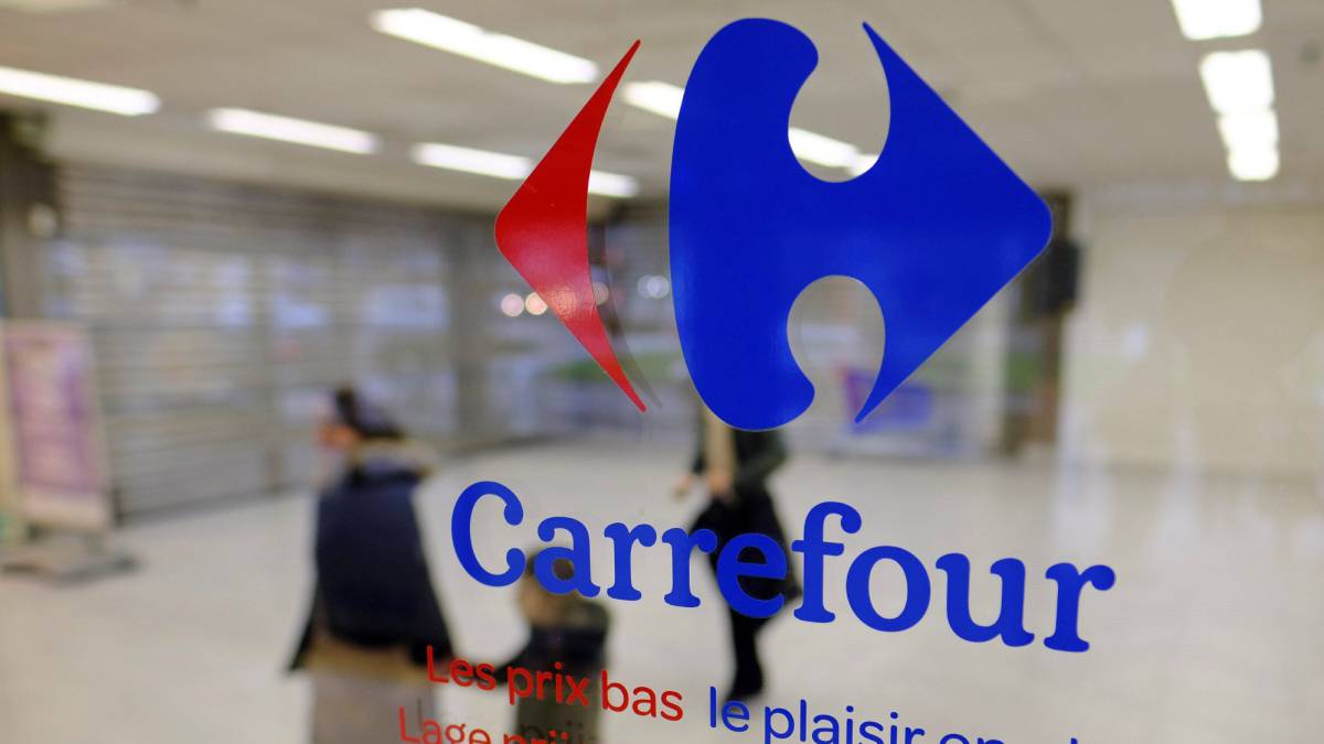 Carrefour compra a Supersol