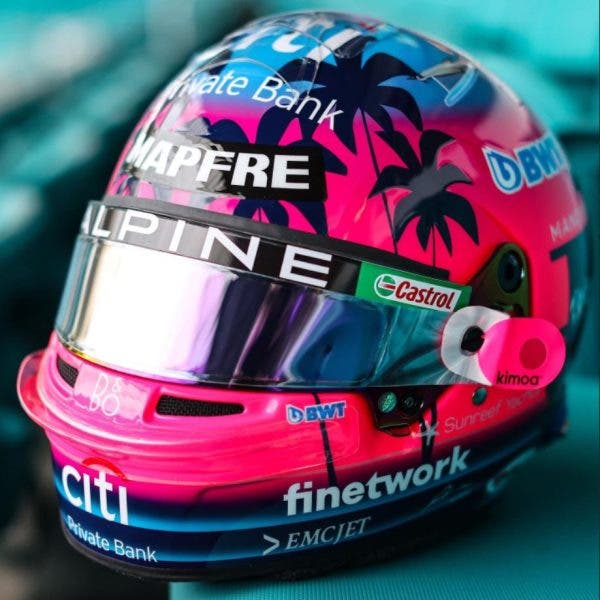 el casco de Fernando Alonso