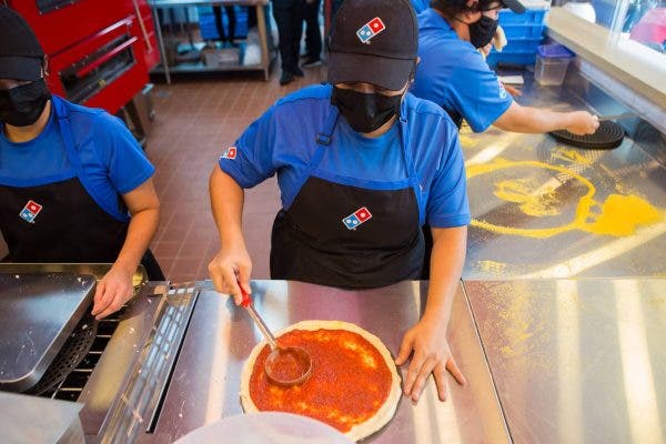 trabajadores Domino's Pizza