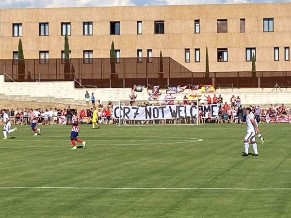 La pancarta contra Cristiano Ronaldo dio la vuelta al mundo