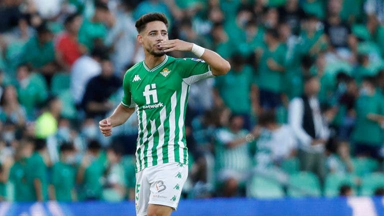 Álex Moreno Betis