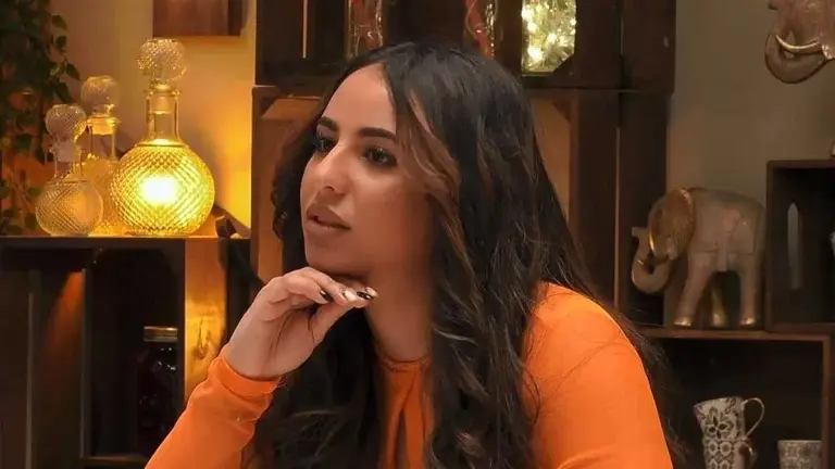 Yasmina First Dates