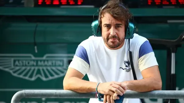 Fernando Alonso am23