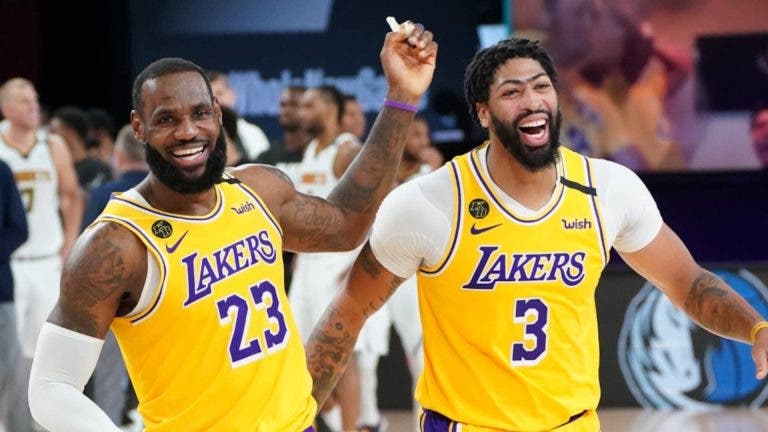 Lakers traspaso
