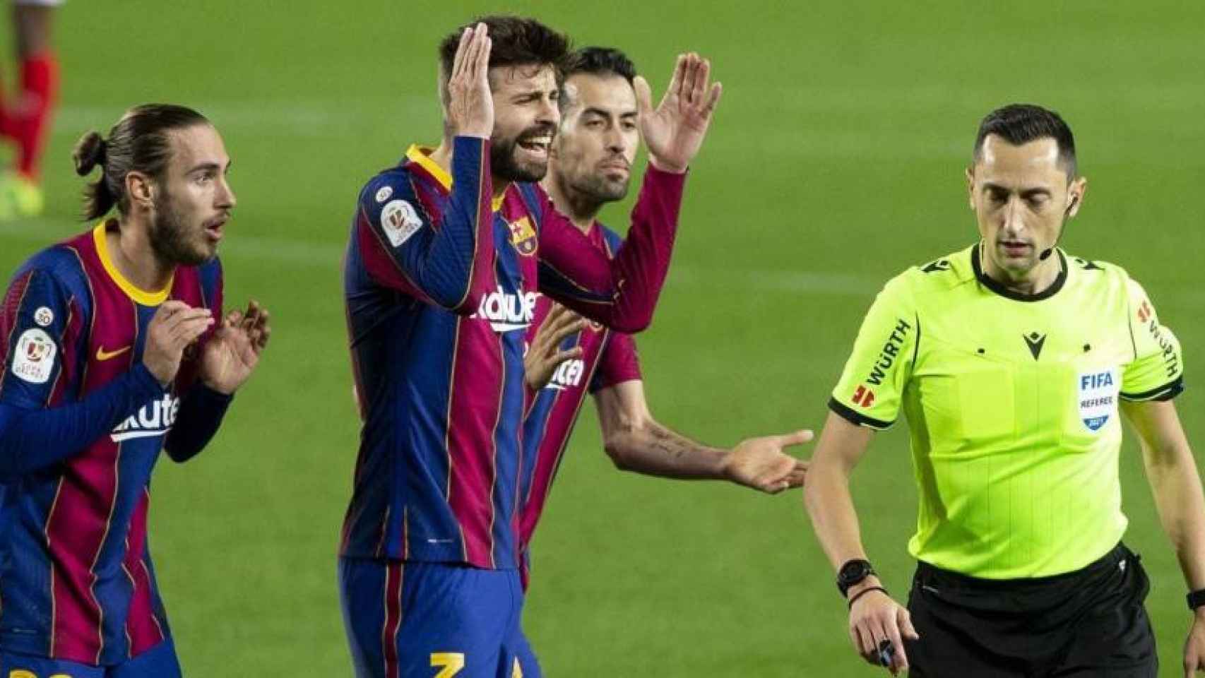 FC Barcelona árbitros