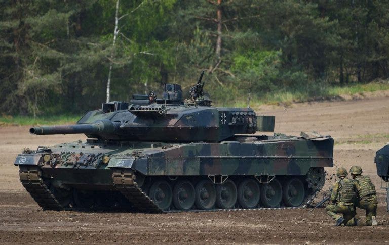 tanques Leopard 2A4