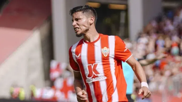 Lucas Robertone podría cambiar la UD Almería por el Atlético