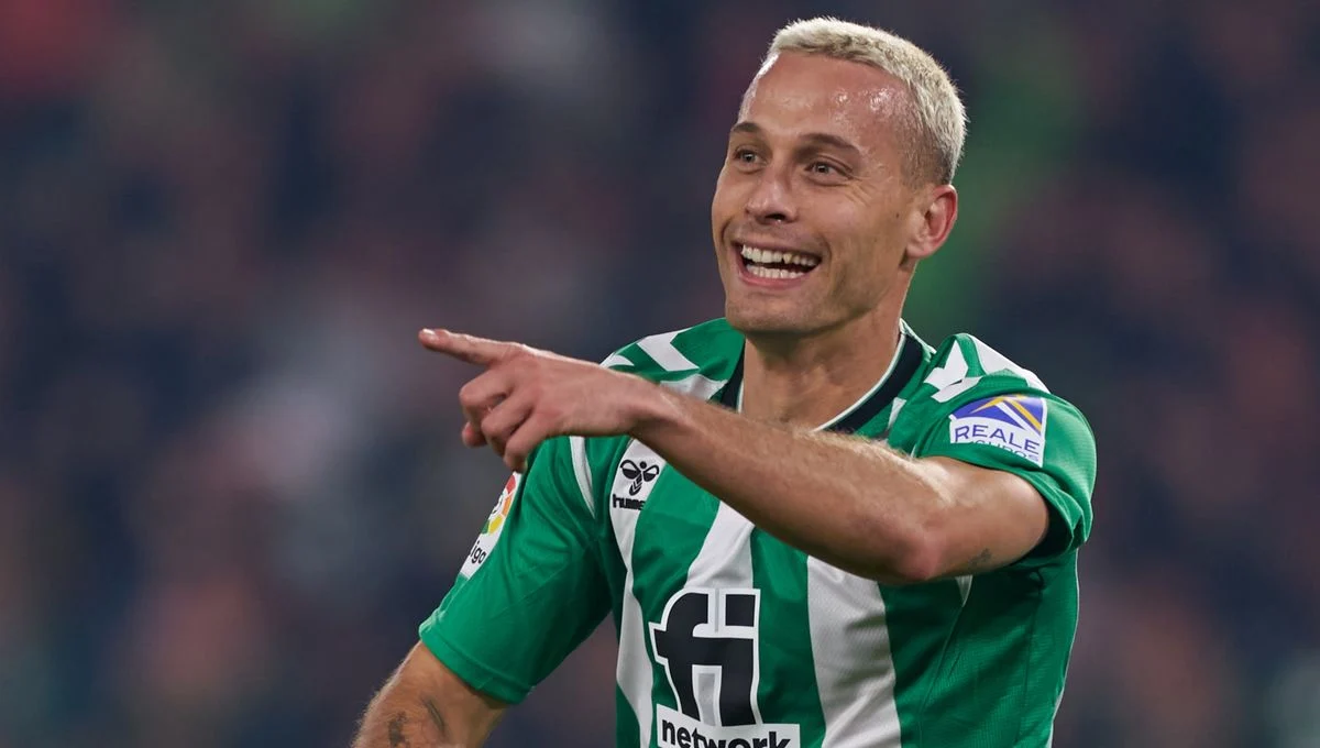 Canales podría despedirse del Betis este verano