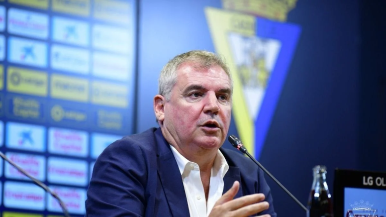 Manuel Vizcaíno quiere fichajes mediáticos en el Cádiz CF