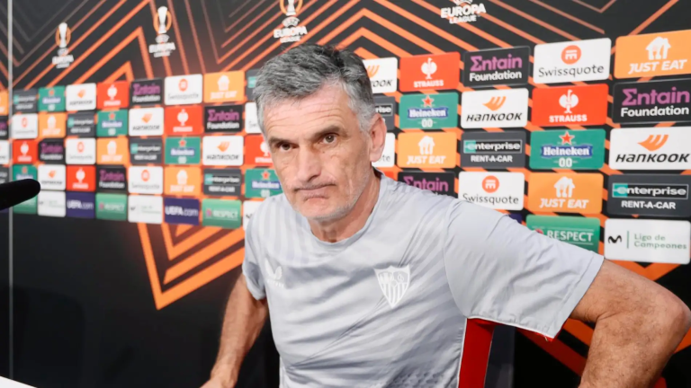 Monchi sigue buscando entrenador para el Sevilla FC