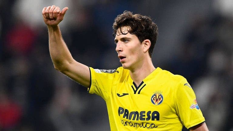 Pau Torres planea salir del Villarreal CF para dar un salto definitivo en su carrera