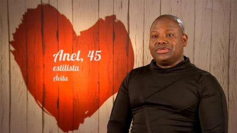 Anel First Dates