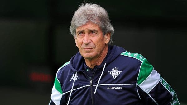 Pellegrini se plantea dar un paso al lado en el Real Betis