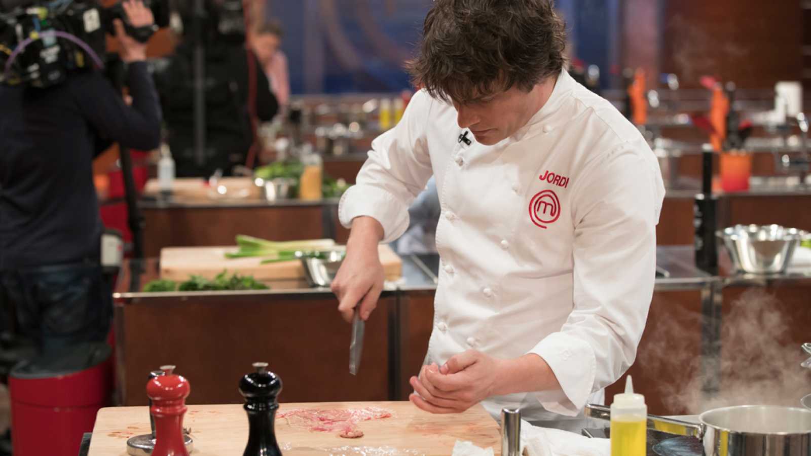 Jordi Cruz se pondrá la chaquetilla en el próximo programa de Masterchef 11