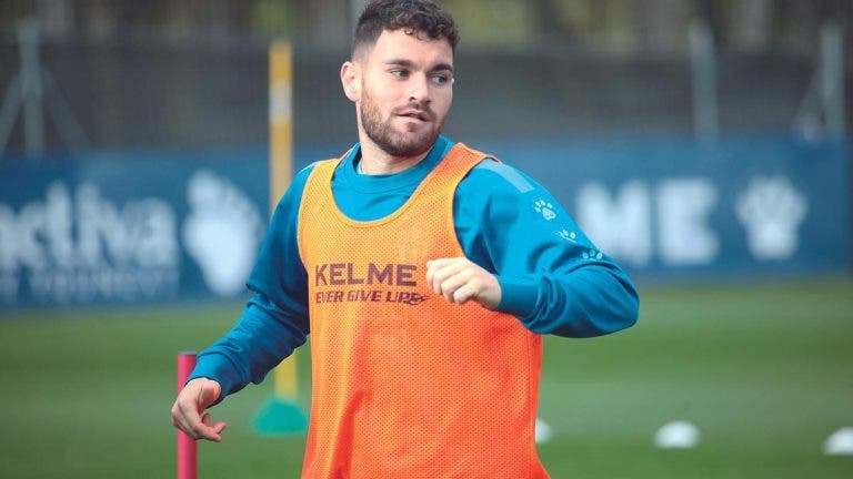 Javi Galán apunta a salir del Celta