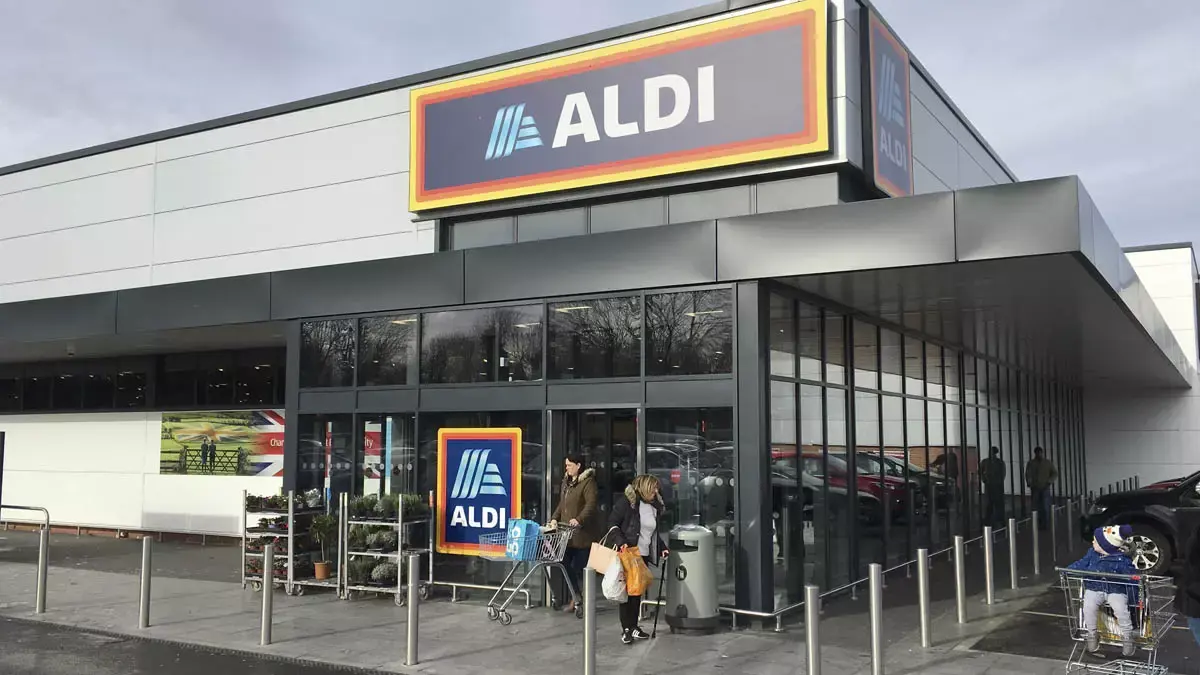 estantería Aldi 