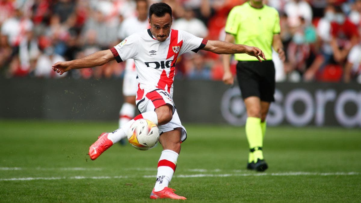 El Rayo Vallecano sabe que Álvaro García podría salir