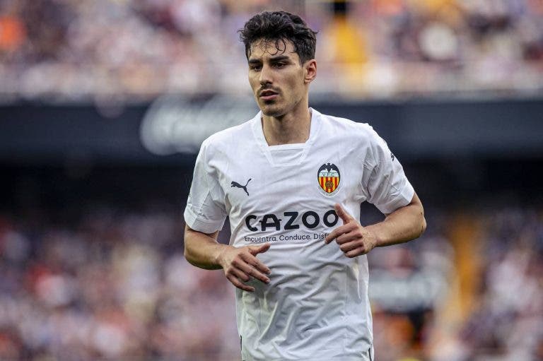 André Almeida tiene a grandes equipos tras sus pasos para sacarlo del Valencia CF