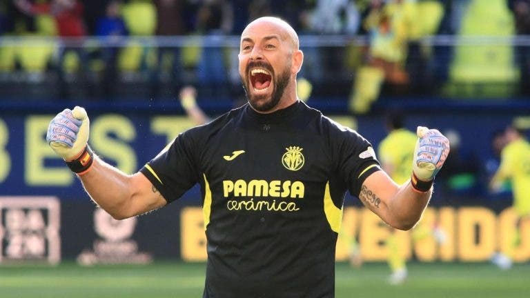 Pepe Reina sigue sin competencia en el Villarreal CF