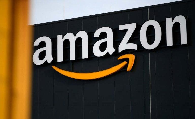 Logo de Amazon relacionado con la oferta de Smart TV Amazon.