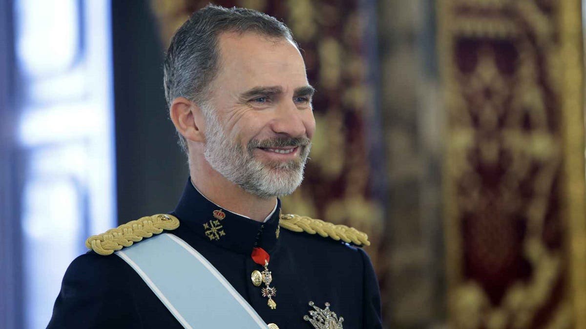 Felipe VI en una pose referencial, vinculada indirectamente con el artículo sobre Felipe VI Urdangarin.