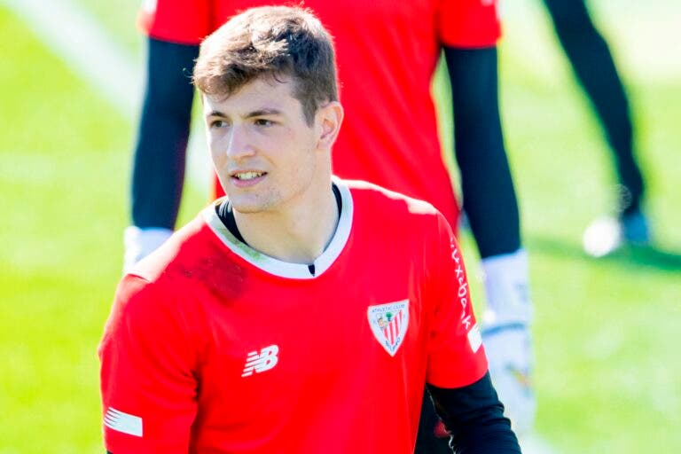 El Athletic aceptará la marcha de Agirrezabala si encuentran un equipo donde sea titular