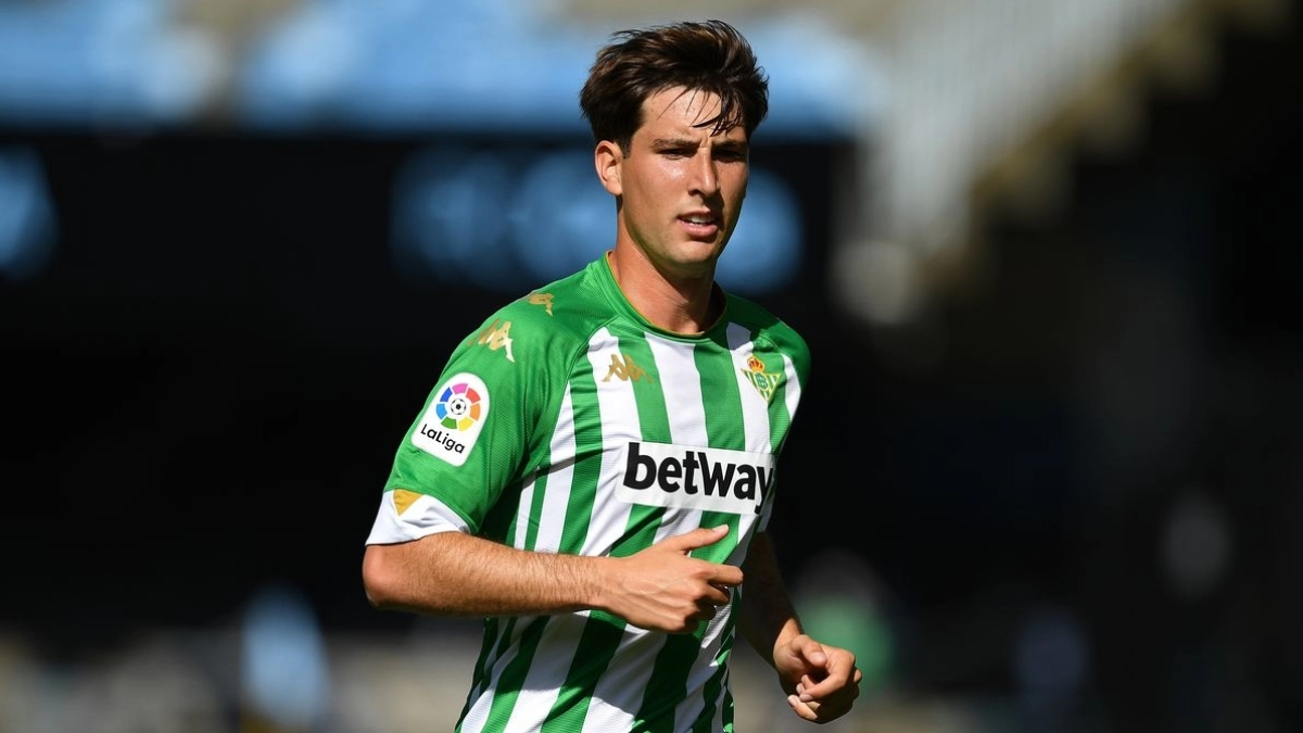 Ramón Planes tiene mucho trabajo por hacer en el Betis