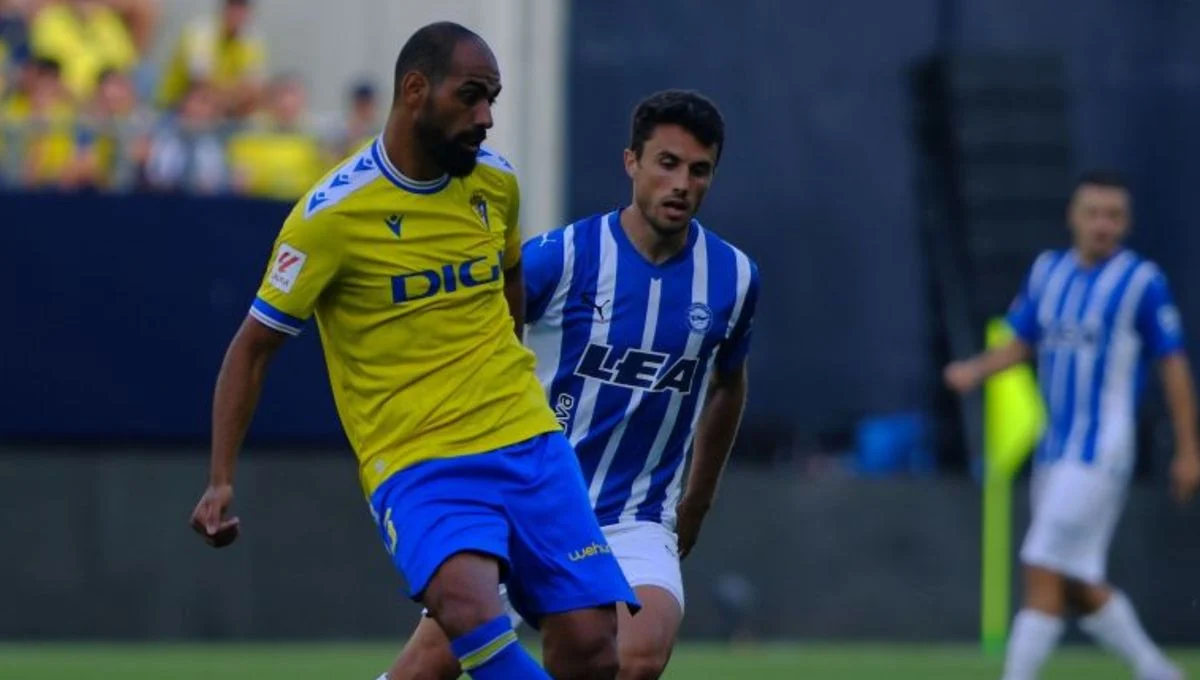 La lesión de Fali enciende las alarmas en el Cádiz CF