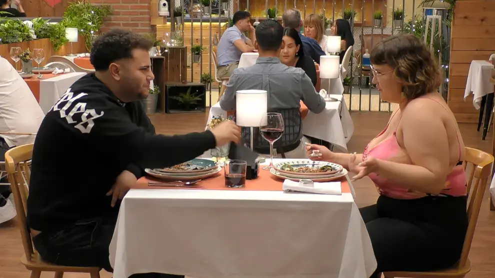 Alexandra first dates
