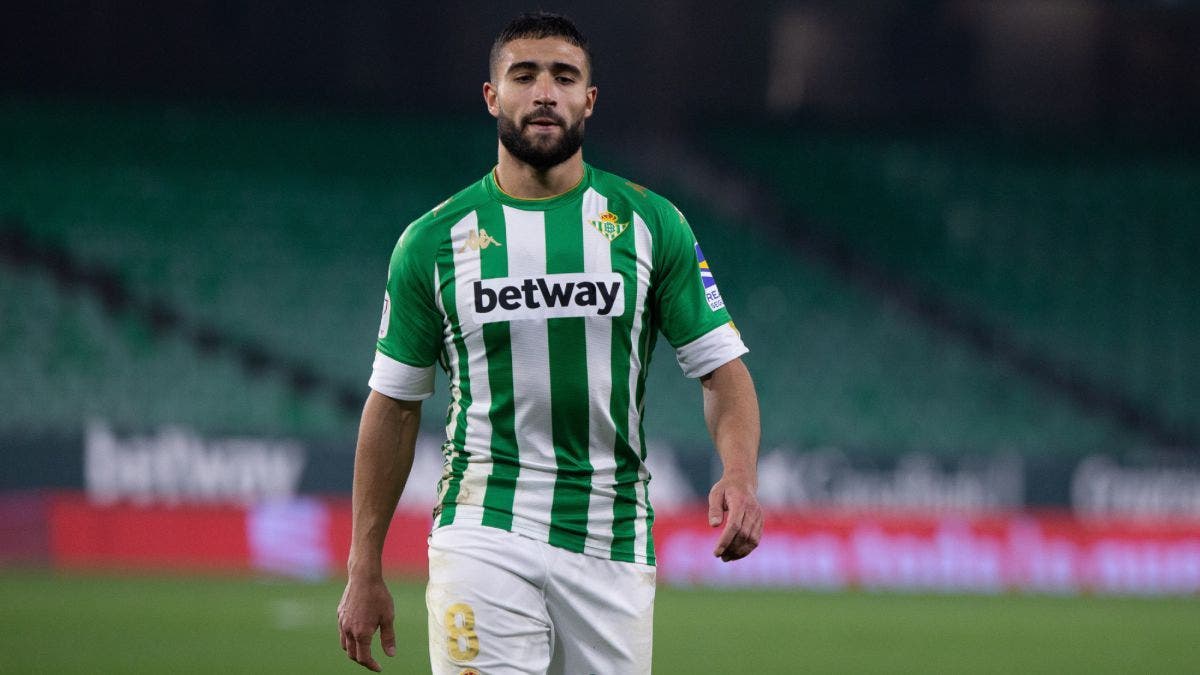 Fekir provoca una salida en el Betis