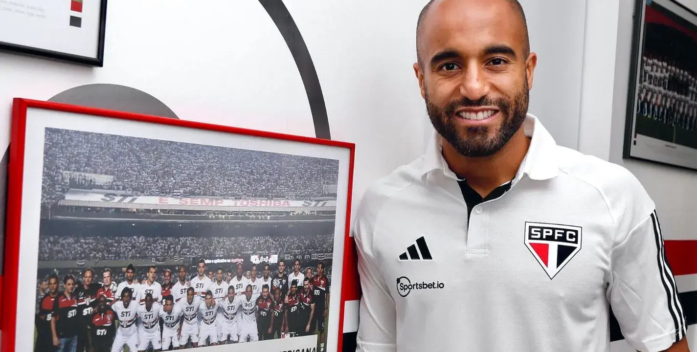 Lucas Moura Almería