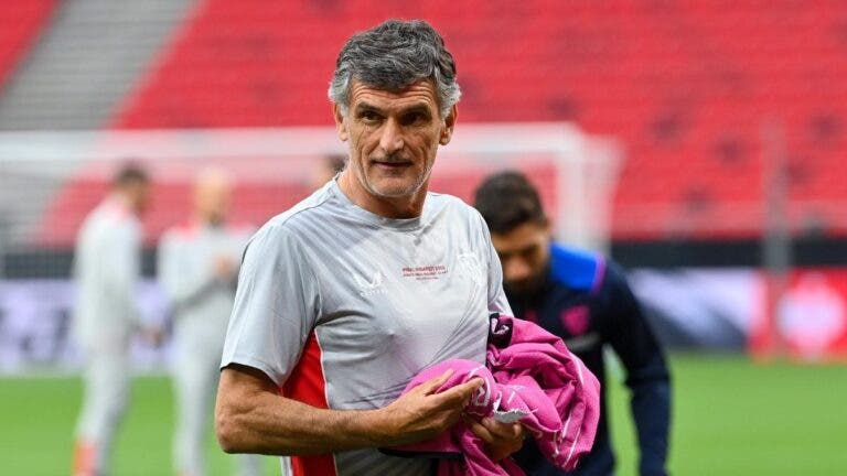 Mendilibar, destituido como entrenador del Sevilla FC