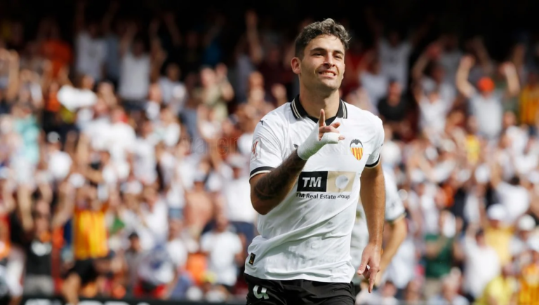 Hugo Duro vive su primer bajón en el Valencia CF