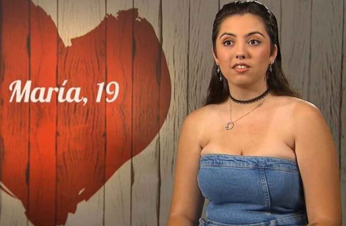  María First Dates