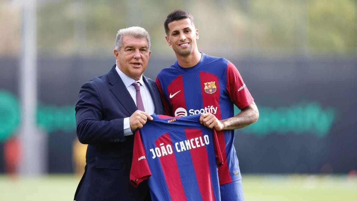 Joao Cancelo Barcelona