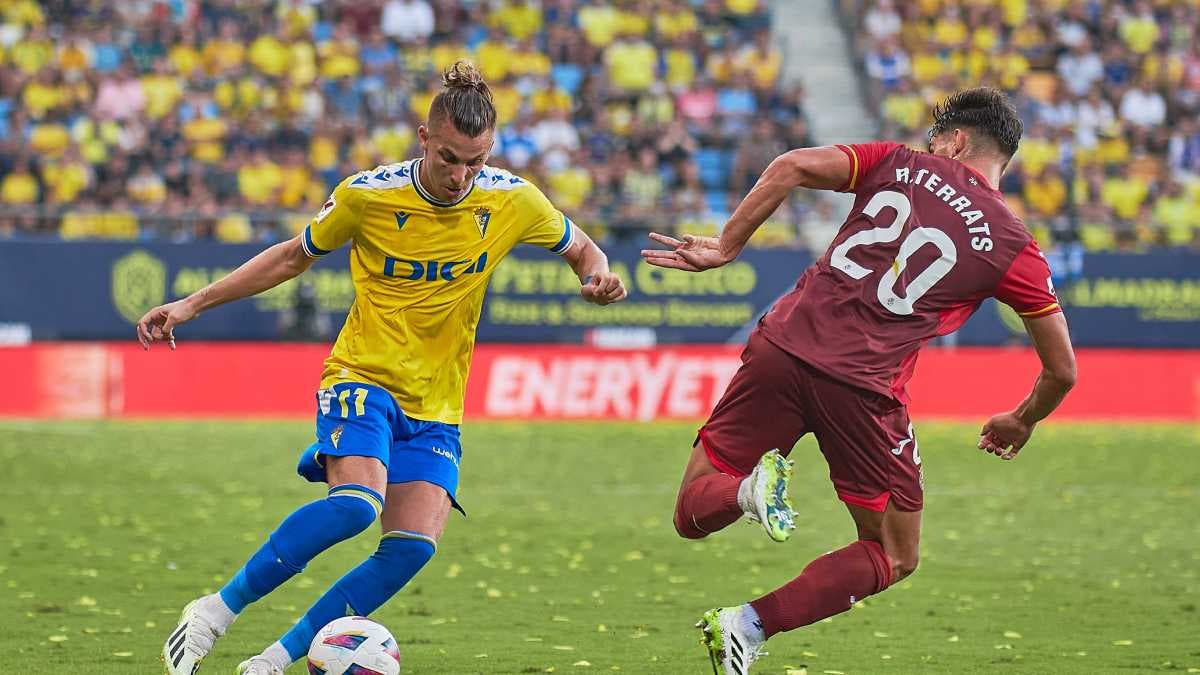 Iván Alejo, de odiado a ídolo del Cádiz CF