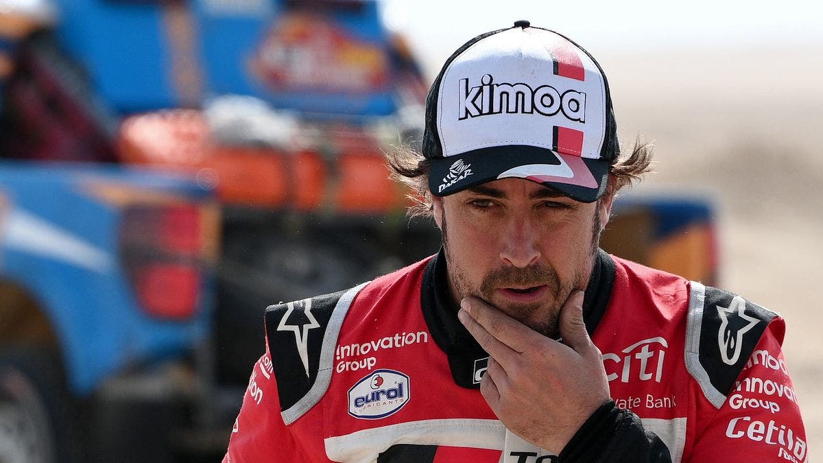 Toyota España - Gana una gorra exclusiva de kimoa firmada por Fernando  Alonso. Déjanos un comentario con el hashtag #ToyotaHybrid contándonos cuál  ha sido para ti el mejor momento de las 24