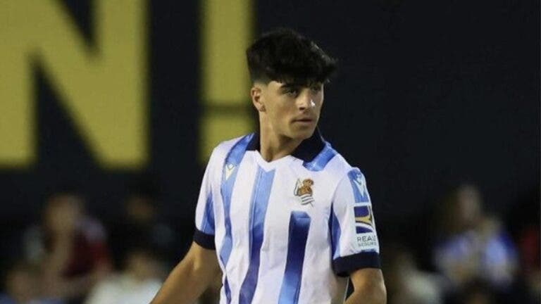 Jon Martín es el futbolista que puede debutar en la Real Sociedad