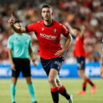 Raúl García de Haro delantero de Osasuna que no podrá jugar ante la Real Sociedad en Anoeta en la jornada 28 de LaLiga tras ser expulsado en el partido ante el Mallorca en El Sadar