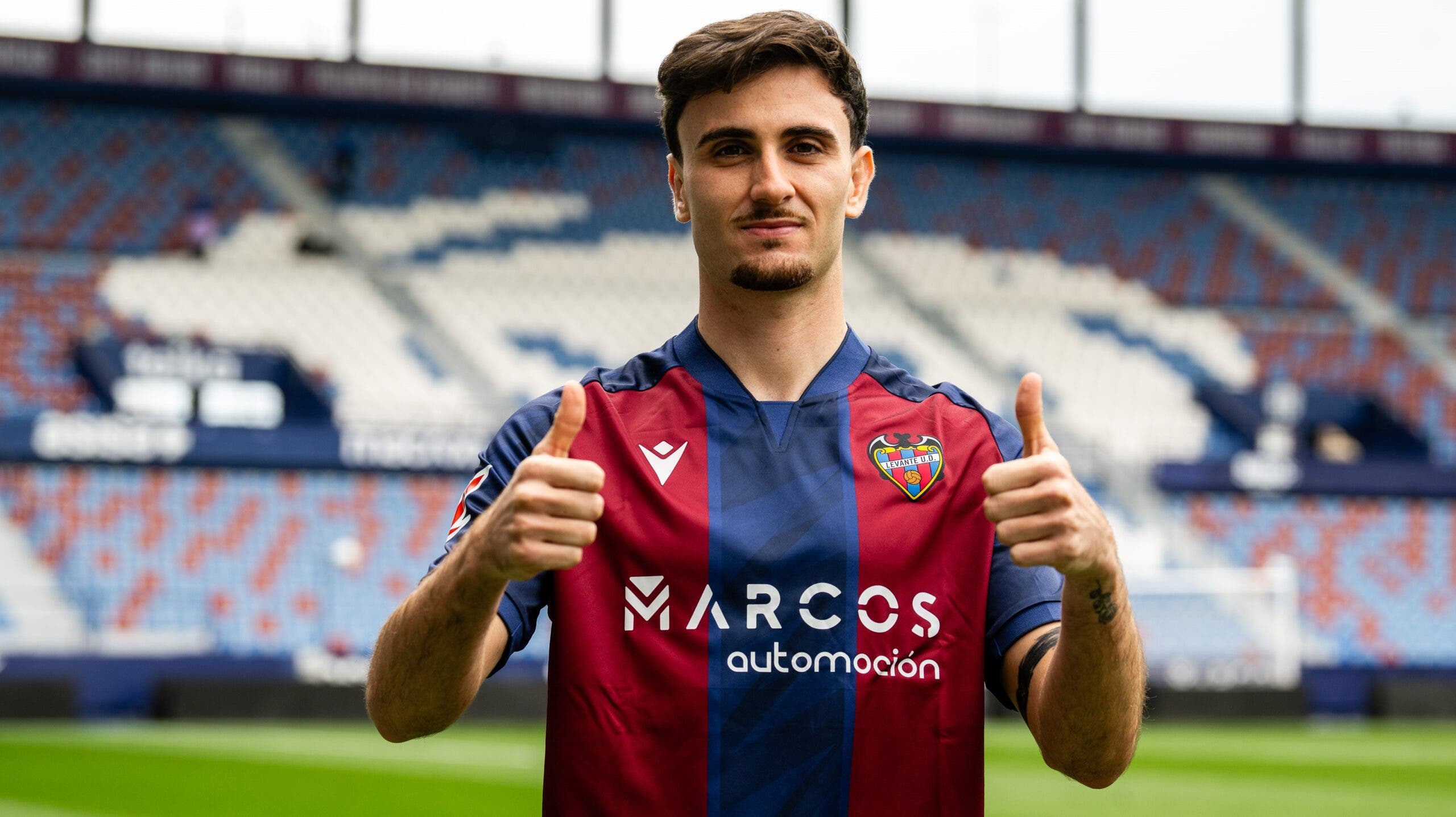 Álex Forés Levante Villarreal