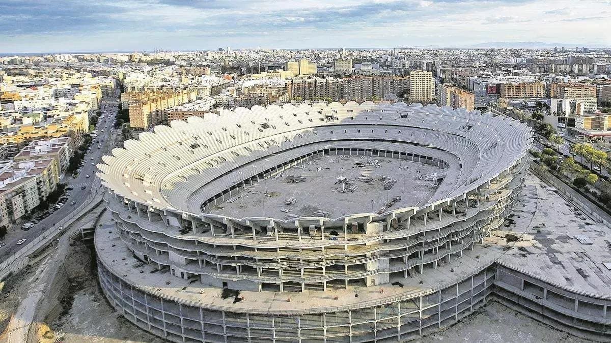 Nou Mestalla Peter Lim Valencia