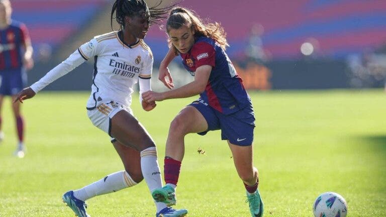 Lucía Corrales Barca F Real Madrid F